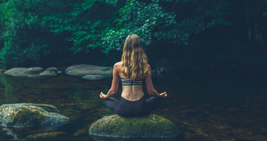 il potere di adesso recensione